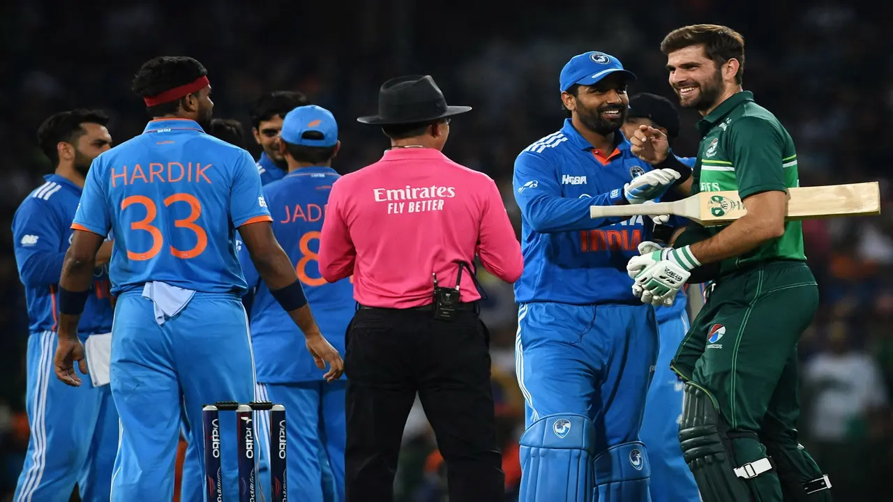 ICC vs PCB: इंडिया से मैच बॉयकॉट पर पाकिस्तान का यू-टर्न? लेकिन रखीं 3 बड़ी शर्तें